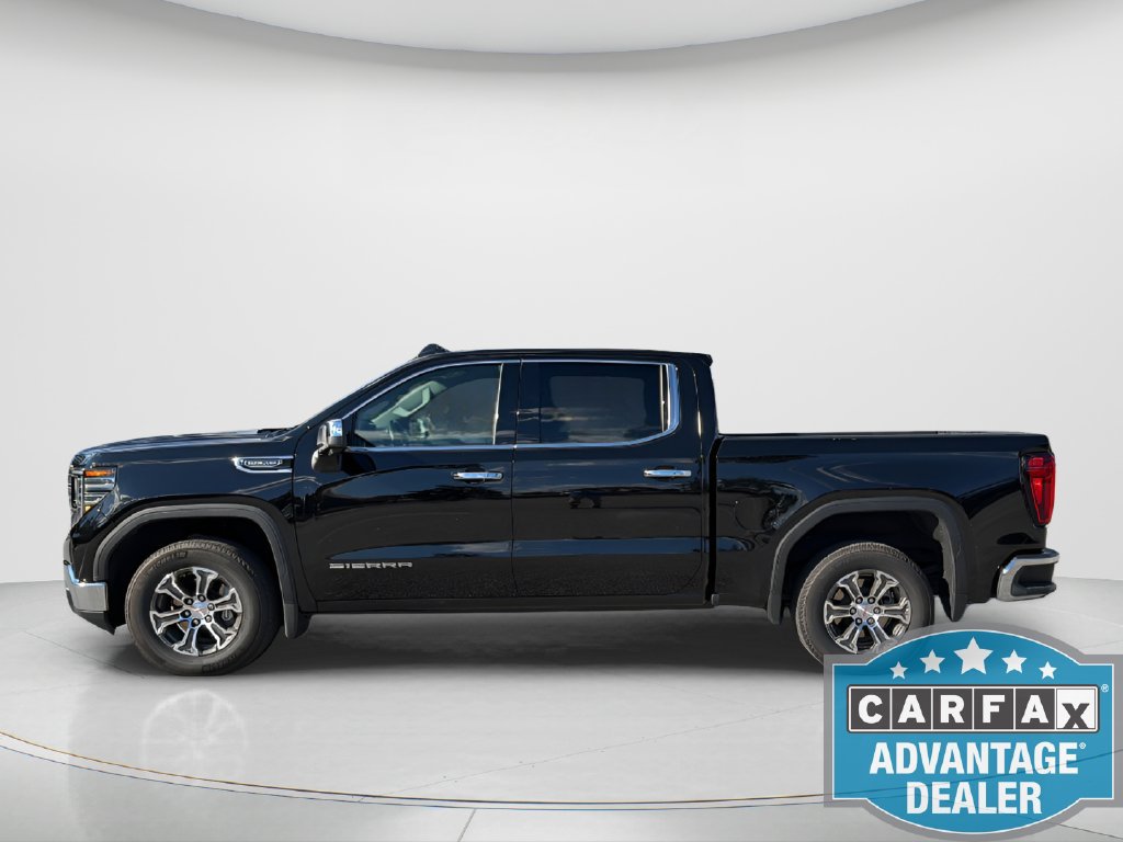 Used 2026 GMC Sierra 1500 SLT RWD image 2