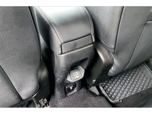 Used 2020 Jeep Renegade Limited AWD/4WD image 30