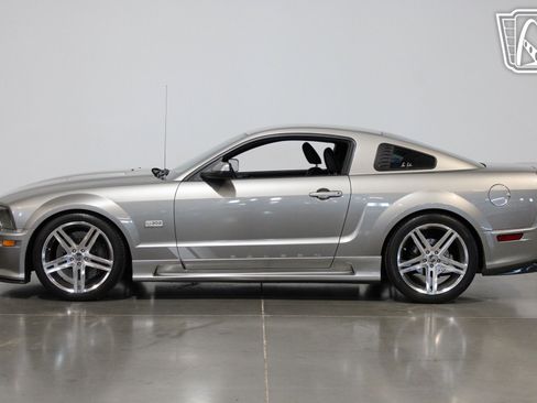 Used 2008 Ford Mustang GT image 18
