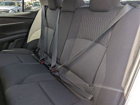 Used 2025 Toyota Camry LE image 27