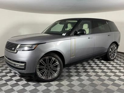 New 2025 Land Rover Range Rover Long Wheelbase SE