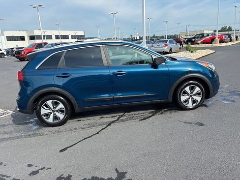 Used 2019 Kia Niro LX FWD image 6