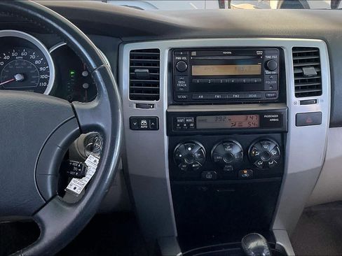 Used 2006 Toyota 4Runner SR5 image 8