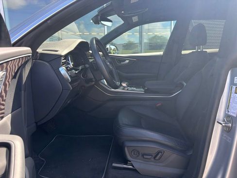 Used 2021 Audi Q8 Premium Plus AWD/4WD image 7