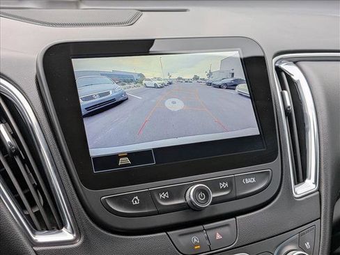 Used 2024 Chevrolet Malibu LT image 13