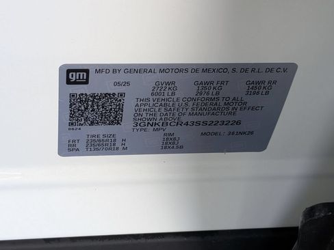 Used 2025 Chevrolet Blazer LT FWD image 34