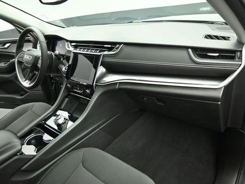 Used 2023 Jeep Grand Cherokee L Laredo w/ Luxury Tech Group I image 28