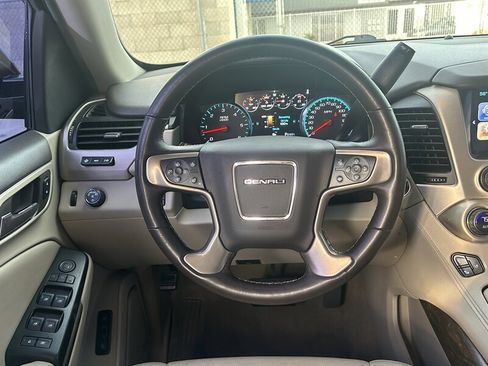 Used 2018 GMC Yukon Denali w/ Denali Ultimate Package image 13