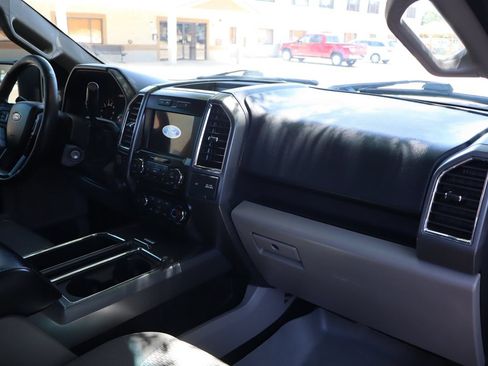 Used 2017 Ford F150 XLT w/ Equipment Group 302A Luxury AWD/4WD image 17