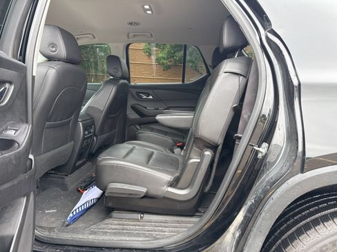 Used 2020 Chevrolet Traverse RS FWD image 4