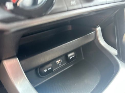 Used 2026 Kia Seltos LX FWD image 12