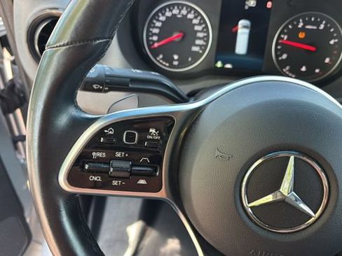 Used 2021 Mercedes-Benz Sprinter 2500 image 23