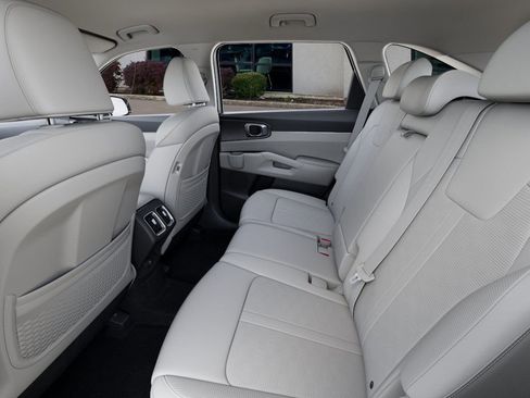 New 2026 Kia Sorento EX image 18