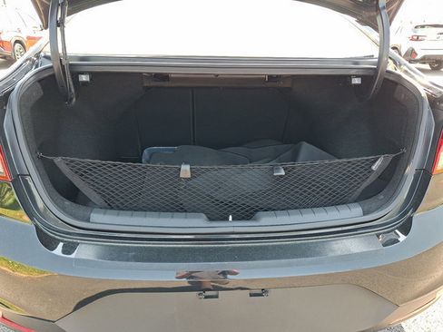 Used 2020 Hyundai Elantra SE FWD image 29