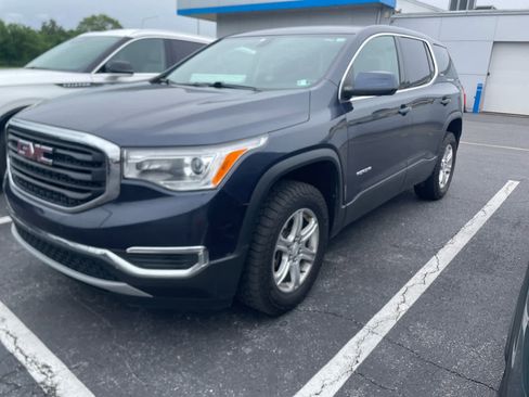 Used 2018 GMC Acadia SLE AWD/4WD image 1