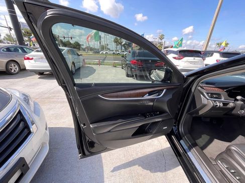 Used 2018 Cadillac XTS Luxury FWD image 7