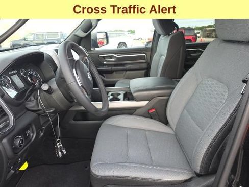 Used 2025 RAM 1500 Big Horn AWD/4WD image 10
