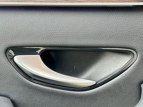 Certified 2022 Mercedes-Benz GLC 300 4MATIC image 36