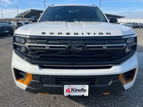 New 2025 Ford Expedition Tremor image 2
