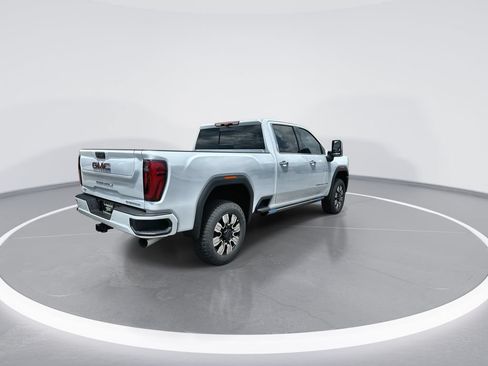New 2026 GMC Sierra 2500 Denali w/ Denali Reserve Package AWD/4WD image 8