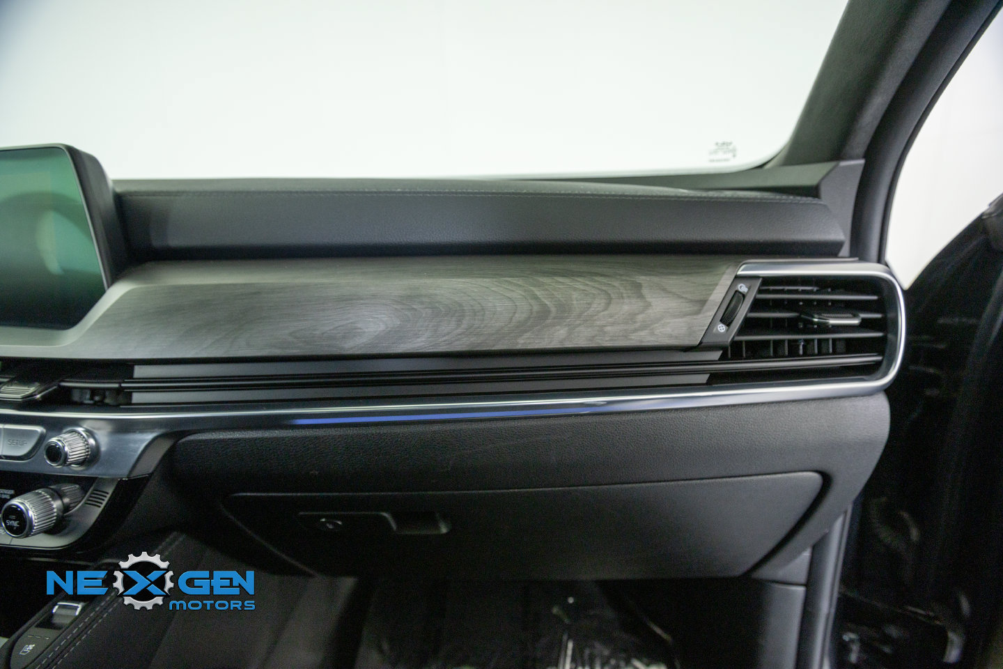 Used 2024 Kia Telluride SX Prestige X-Line AWD/4WD image 44