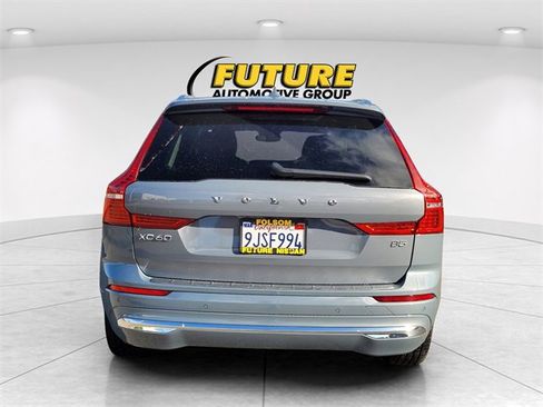 Used 2022 Volvo XC60 B5 Inscription w/ Advanced Package image 5