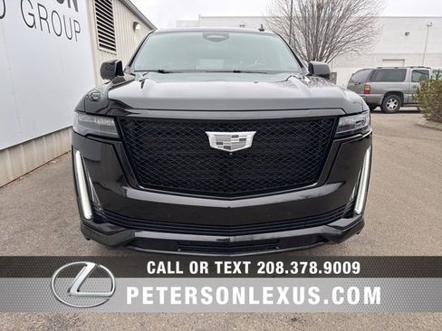 Used 2021 Cadillac Escalade ESV Sport w/ Driver Assist Tech Package image 8