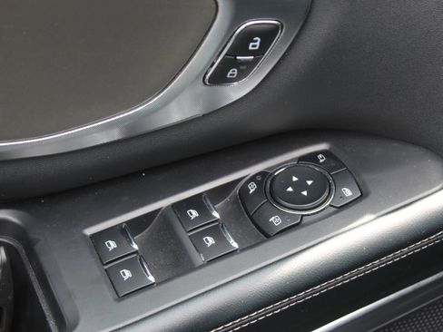 Used 2025 Ford Expedition Max Platinum AWD/4WD image 27