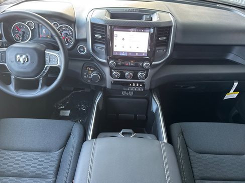 New 2026 RAM 1500 Big Horn AWD/4WD image 12