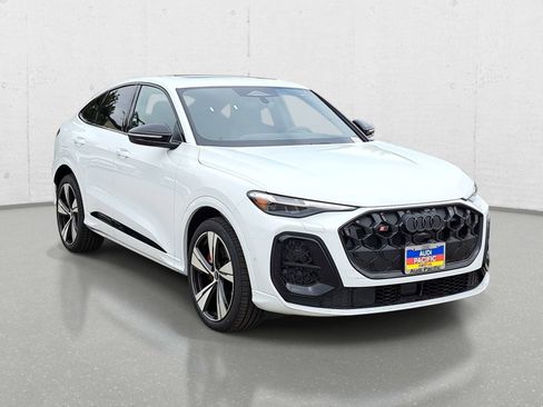 New 2026 Audi SQ5 Premium Plus AWD/4WD image 3