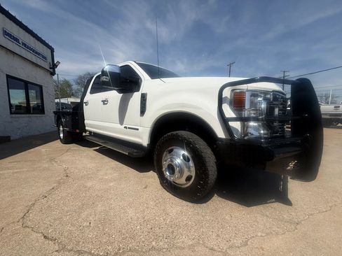 Used 2020 Ford F350 Lariat w/ Lariat Ultimate Package AWD/4WD image 5