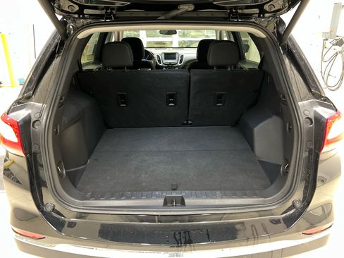 Used 2021 Chevrolet Equinox LT image 14