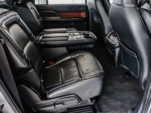 Used 2020 Lincoln Navigator L Reserve image 35