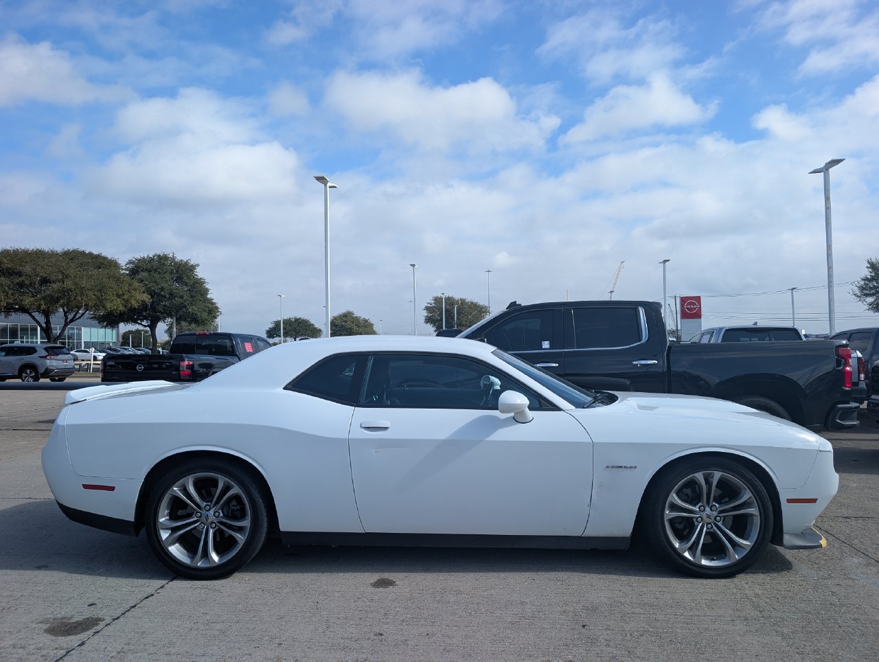 Used 2020 Dodge Challenger R/T RWD image 3