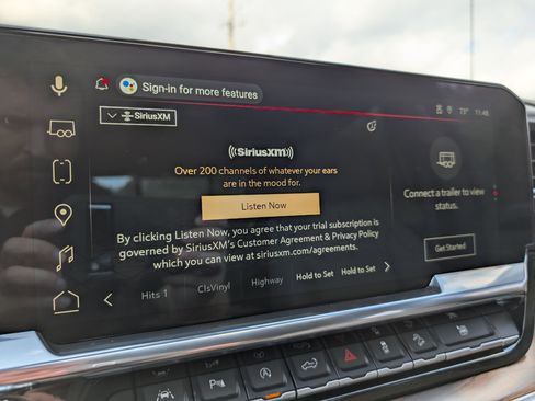 Used 2025 GMC Sierra 1500 SLT w/ SLT Premium Plus Package image 29