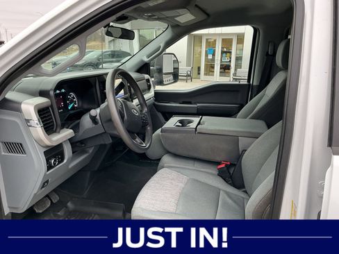 Used 2024 Ford F250 XLT image 5