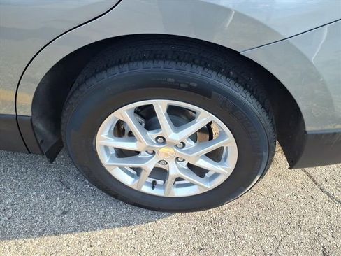 Certified 2024 Chevrolet Equinox LT w/ LPO, Floor Liner Package image 7