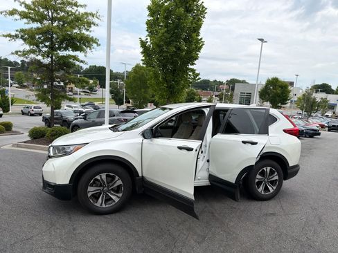 Used 2018 Honda CR-V LX image 18