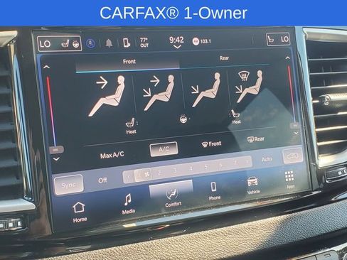 Used 2024 Chrysler Pacifica Touring-L FWD image 19