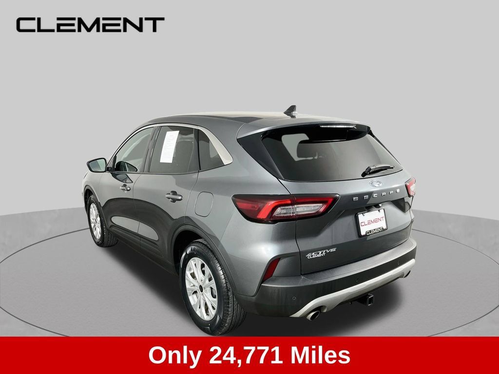 Used 2024 Ford Escape Active w/ Tech Pack #1 FWD image 8