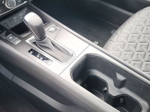 Used 2025 Nissan Kicks SV image 18