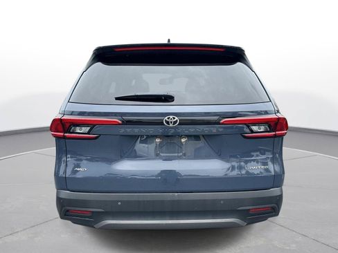 Certified 2024 Toyota Grand Highlander AWD image 7