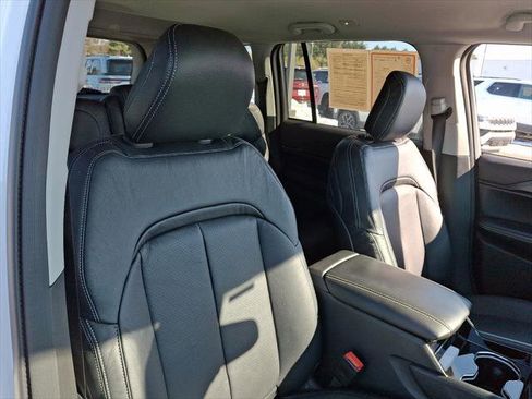 Certified 2023 Jeep Grand Cherokee Laredo image 13