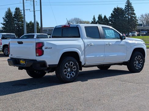 New 2026 Chevrolet Colorado Z71 w/ Technology Package AWD/4WD image 3