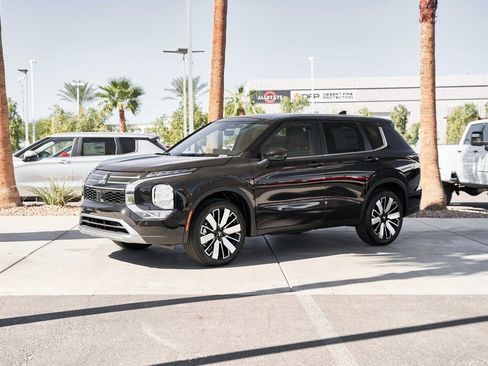 New 2026 Mitsubishi Outlander SE FWD image 4