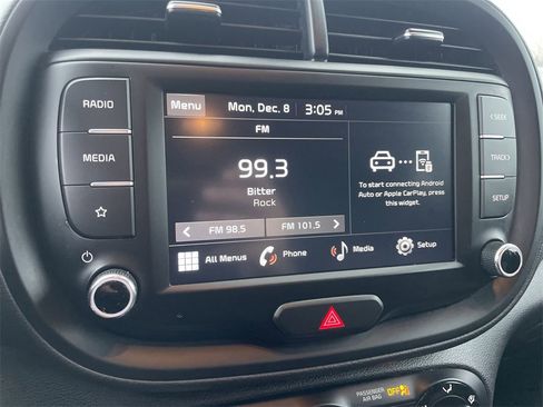 Certified 2023 Kia Soul LX image 11