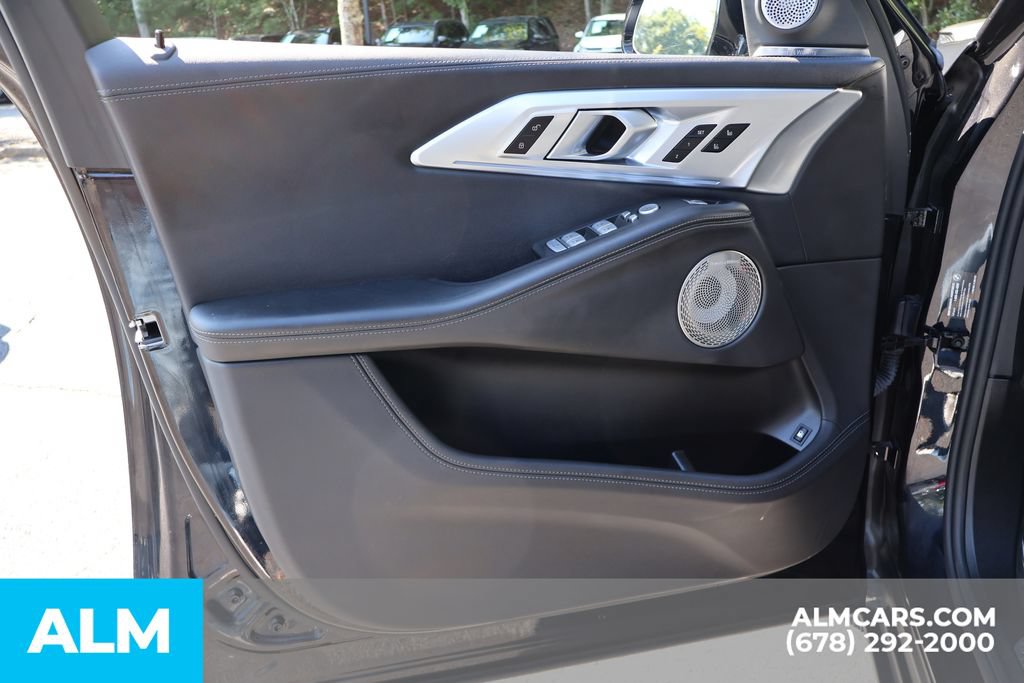 Used 2025 BMW XM AWD/4WD image 10