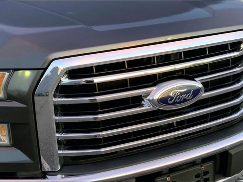 Used 2015 Ford F150 XLT w/ Equipment Group 302A Luxury AWD/4WD image 27