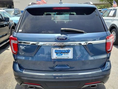 Certified 2018 Ford Explorer XLT w/ Equipment Group 201A FWD image 5
