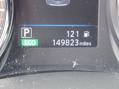 Used 2018 Nissan Rogue SV image 21